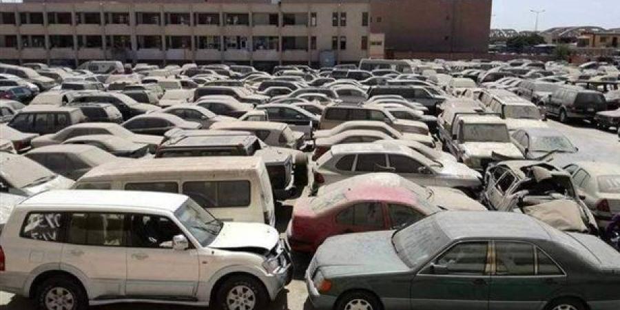 «الخدمات الحكومية» تعلن عن مزاد علني لبيع سيارات وبضائع جمركية بمطار القاهرة