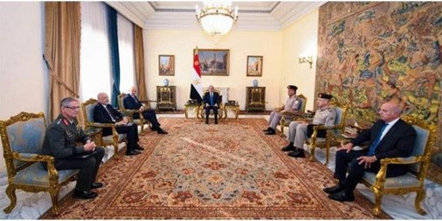السيسي يؤكد أهمية التعاون الثلاثي القائم بين مصر واليونان وقبرص لمواجهة التحديات المشتركة