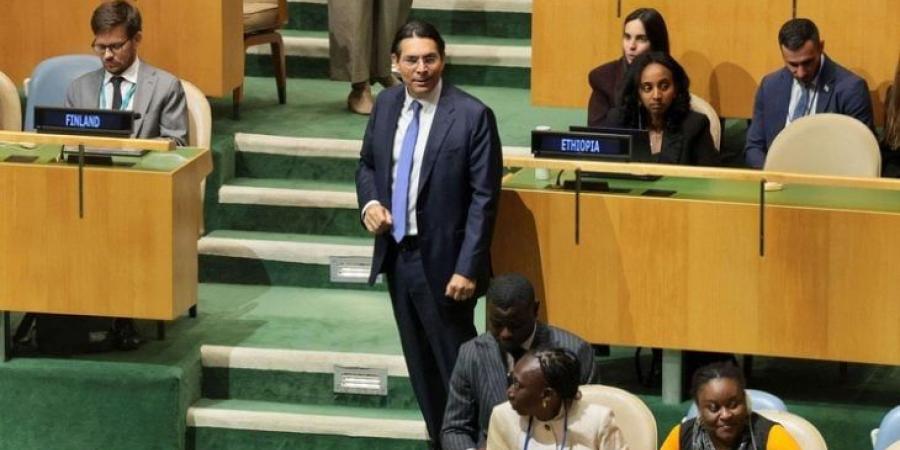 المتحدثة باسم خليل الرحمن لـ«القدس العربي»: يجب احترام «كرامة وهيبة» قاعة الجمعية العامة