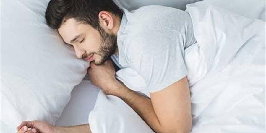 تفسير رؤيا القسيس في المنام وعلاقتها بالشفاء من الأمراض