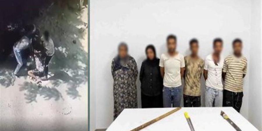 خلافات أسرية تشعل مشاجرة بالأسلحة البيضاء تنتهى بإصابة سيدتين في المنيا