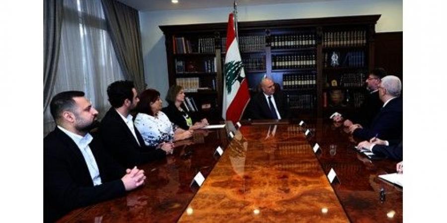 عون يُحيل مشروع قانون موازنة العام 2027 إلى مجلس النواب ويعتبر أن تمسك الجنوبيين بأرضهم أبلغ رد على الاعتداءات الإسرائيلية