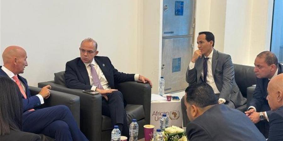 وزير الاستثمار: نعمل على تعزيز الشراكة بين الشركات المصرية والمؤسسات التمويلية لدعم قدراتها التصديرية
