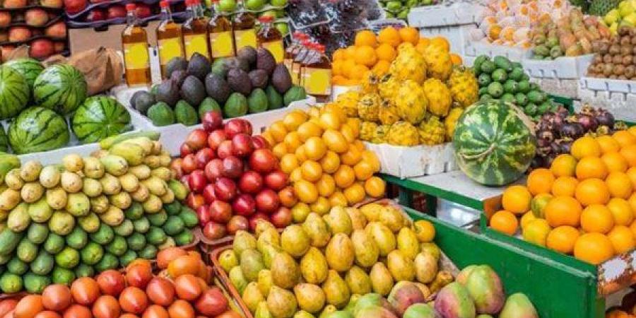 أسعار الفاكهة اليوم، البرقوق والخوخ بـ 75 جنيها وقفزة في الكاكا والمانجو نعومي