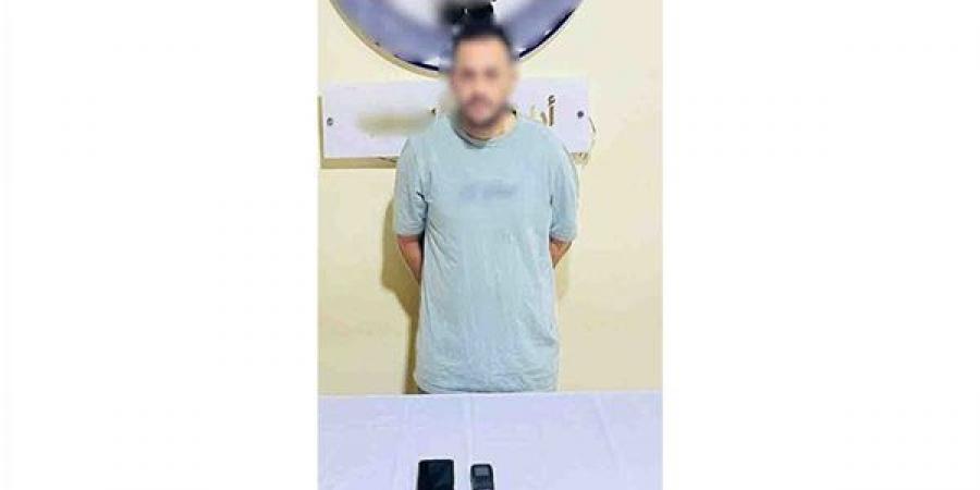 موظف بنك وهمي و4 شرائح هاتف، قصة سقوط نصاب بطاقات الدفع الإلكتروني في المنيا