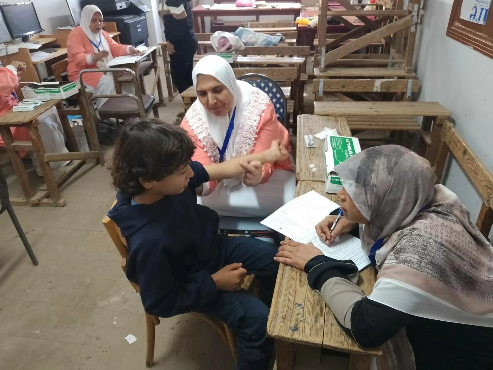 تطعيم 95 ألفًا و606 أطفال في اليوم الأول خلال للحملة القومية للتطعيم ضد الحصبة بالغربية