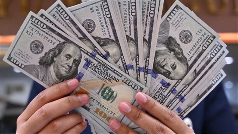 سعر الدولار اليوم الأربعاء في البنوك.. 52.48 جنيه للبيع و52.38 للشراء