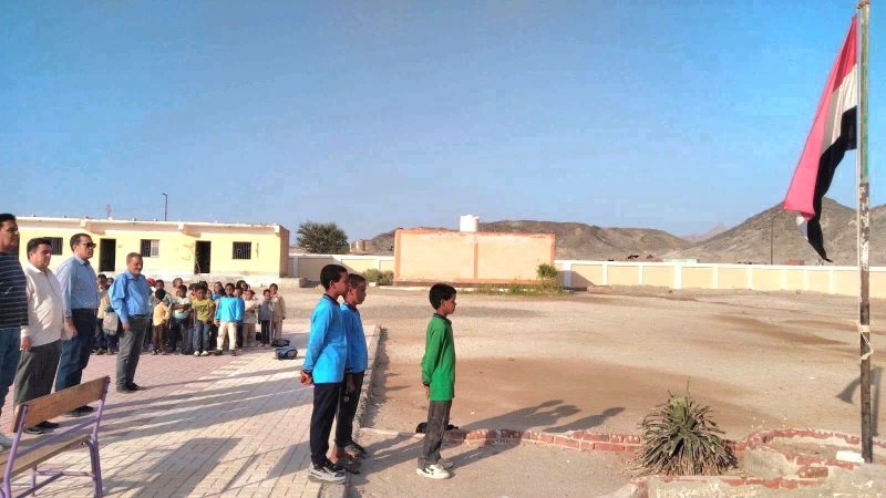 في اليوم العالمي للاحتفال به.. «المعلم» في مدارس حلايب وشلاتين يبني إنسانًا ويحمل رسالة مجتمع