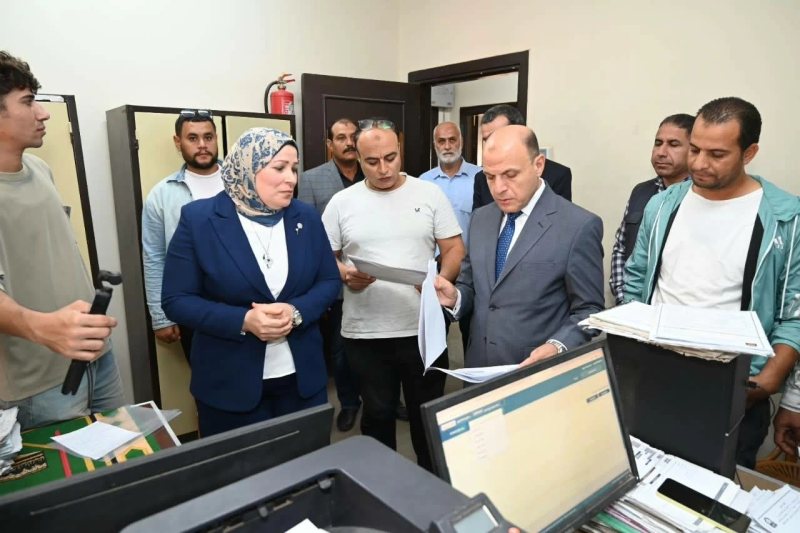لمتابعة ملفات التصالح.. مرور مفاجئ لمحافظ الغربية للمركز التكنولوجي في مدينة بسيون