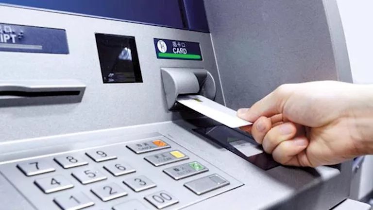 بدء صرف معاشات شهر نوفمبر الأحد المقبل بماكينات الصراف الآلي