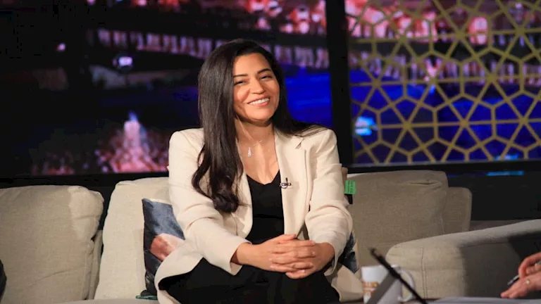 فيديو كليب "حنية إيه" يجمع عبيدة أمير والمخرجة بتول عرفة