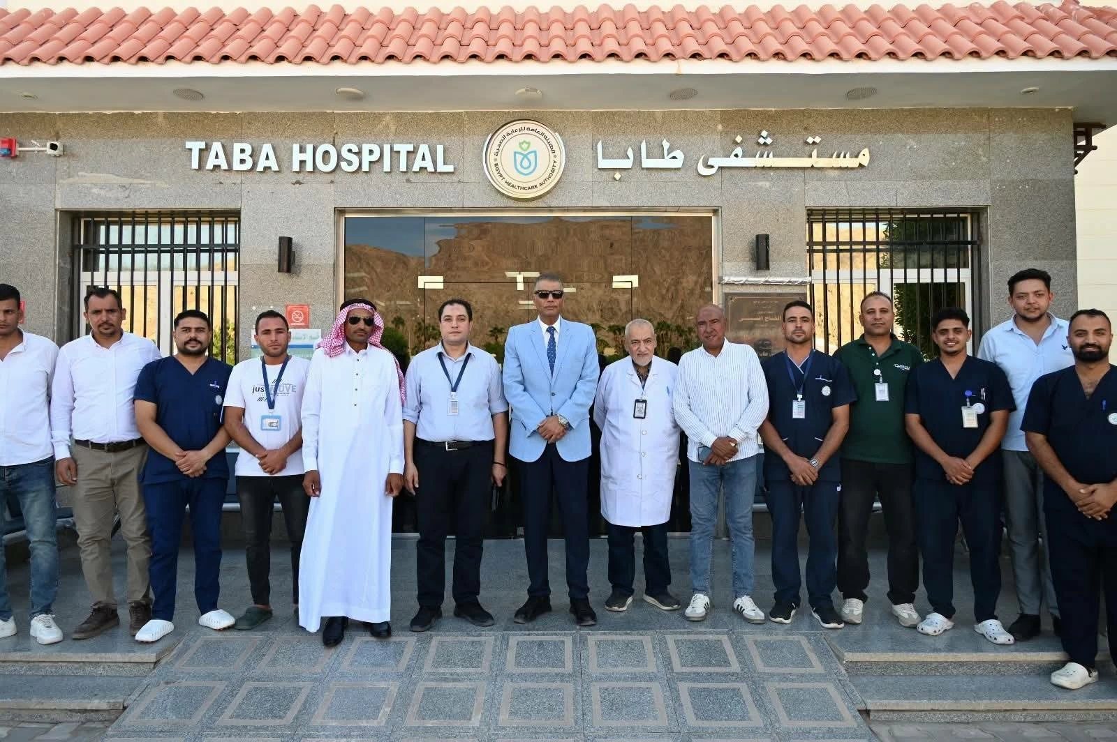 محافظ جنوب سيناء يتفقد مستشفى طابا المركزي ويتابع مستوى الخدمات الطبية