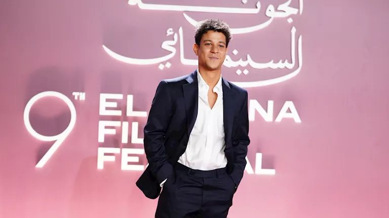 بالصور| تألق أمير المصري وأحمد داش إلى ريد كاربت مهرجان الجونة