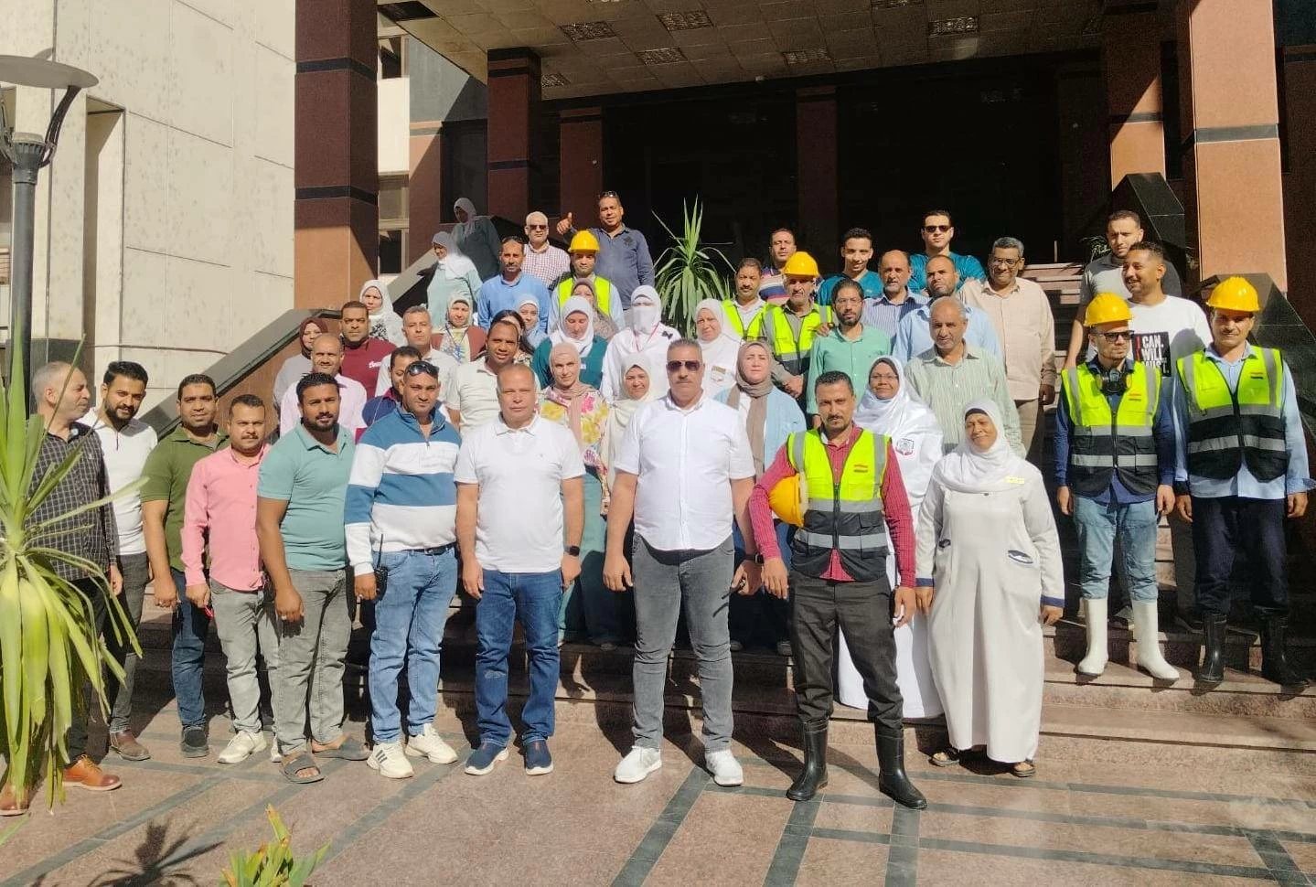 بحضور قيادات المستشفيات الجامعية.. نجاح تجربة محاكاة الإخلاء الآمن وحريق افتراضي بمستشفى القلب بأسيوط