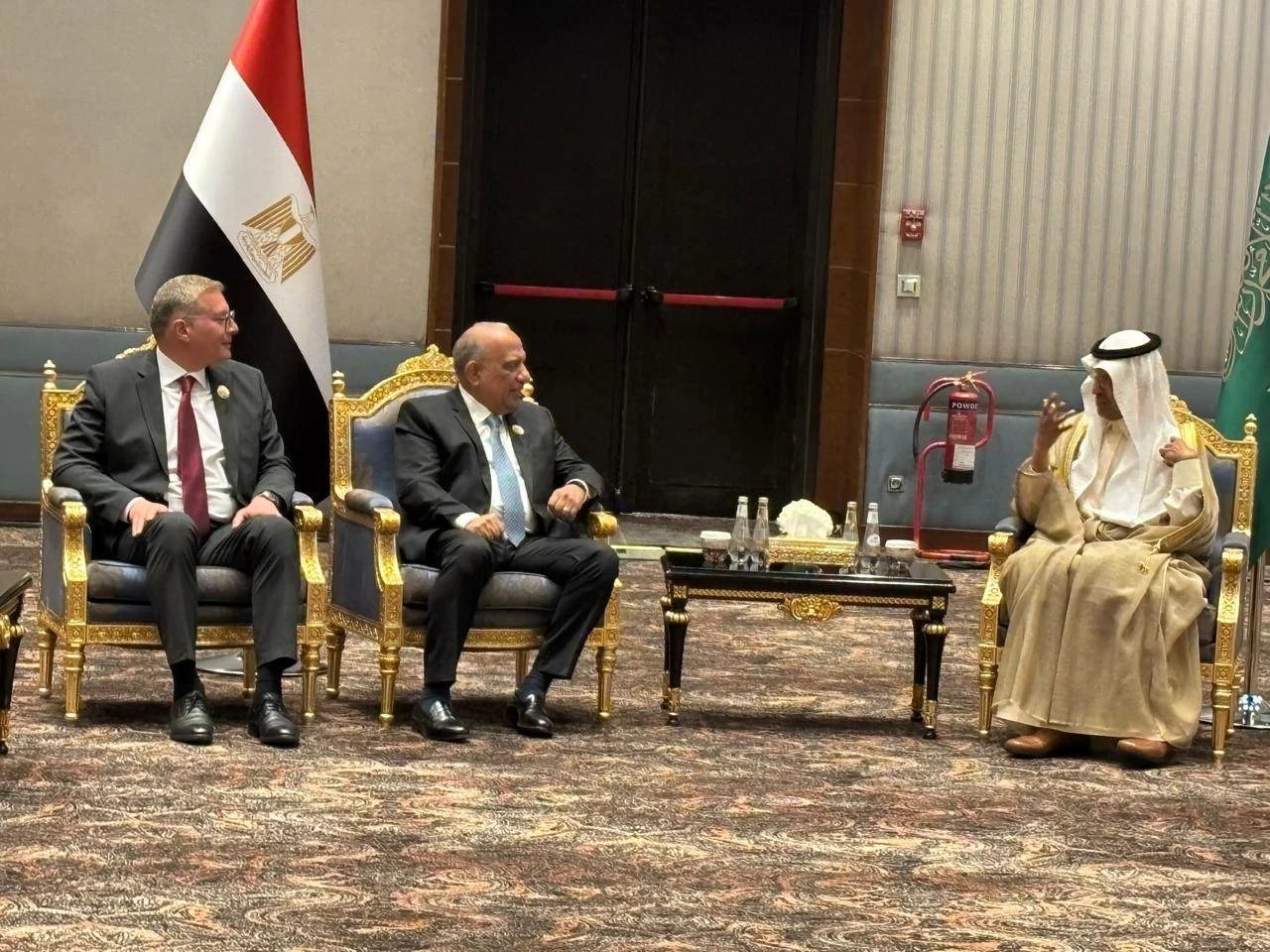 تعاون جديد بين مصر والسعودية في مجالات البترول والغاز الطبيعي والكهرباء
