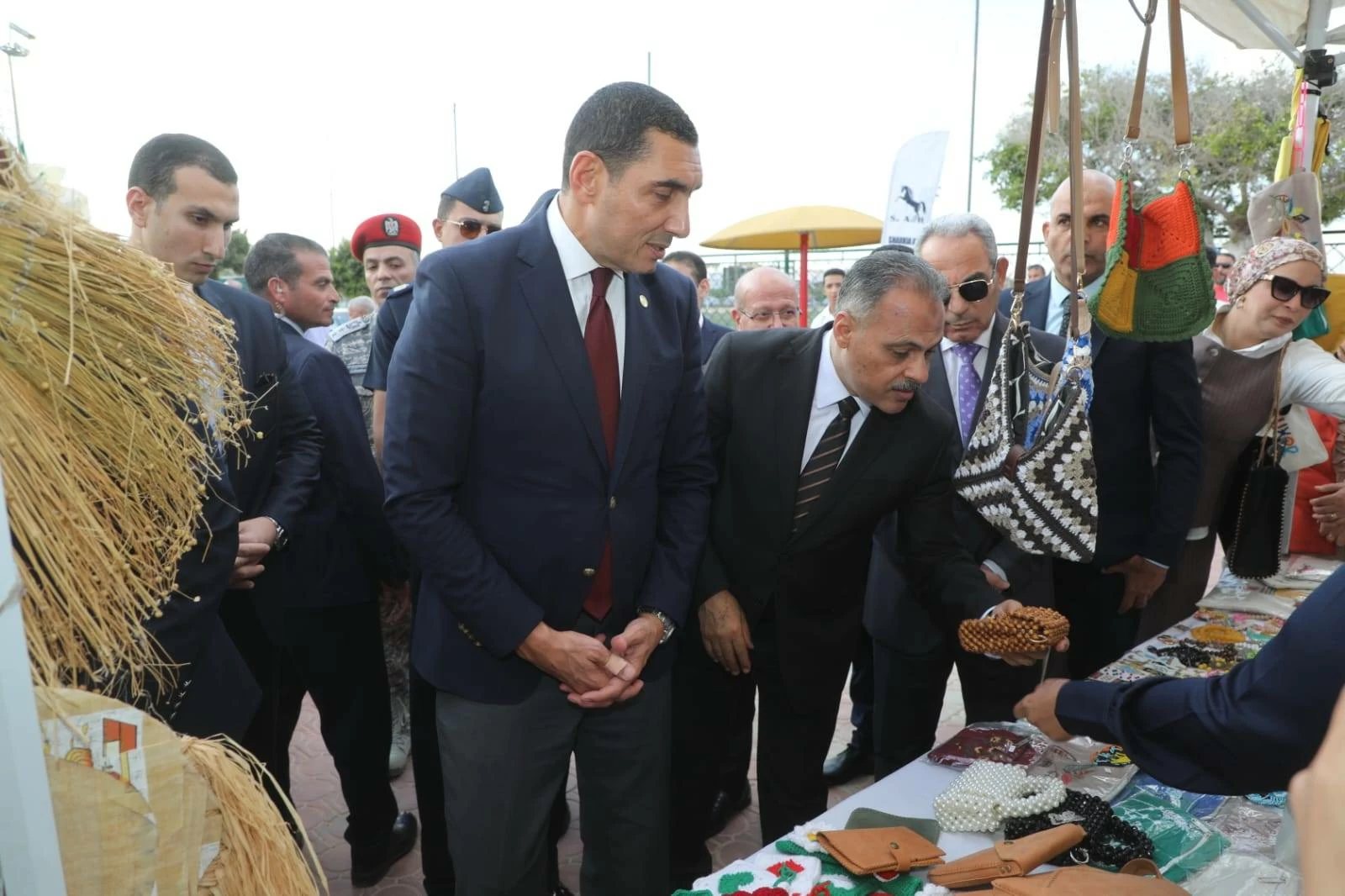 على هامش مهرجان الخيول العربية.. افتتاح معرضي «أيادي مصر» للحرف اليدوية والفنون التشكيلية