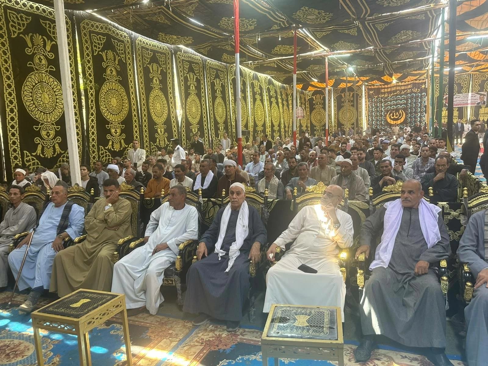 كفن وجلسة صلح ينهيان نزاعًا ثأريًا بين أولاد عمومة بالمنيا