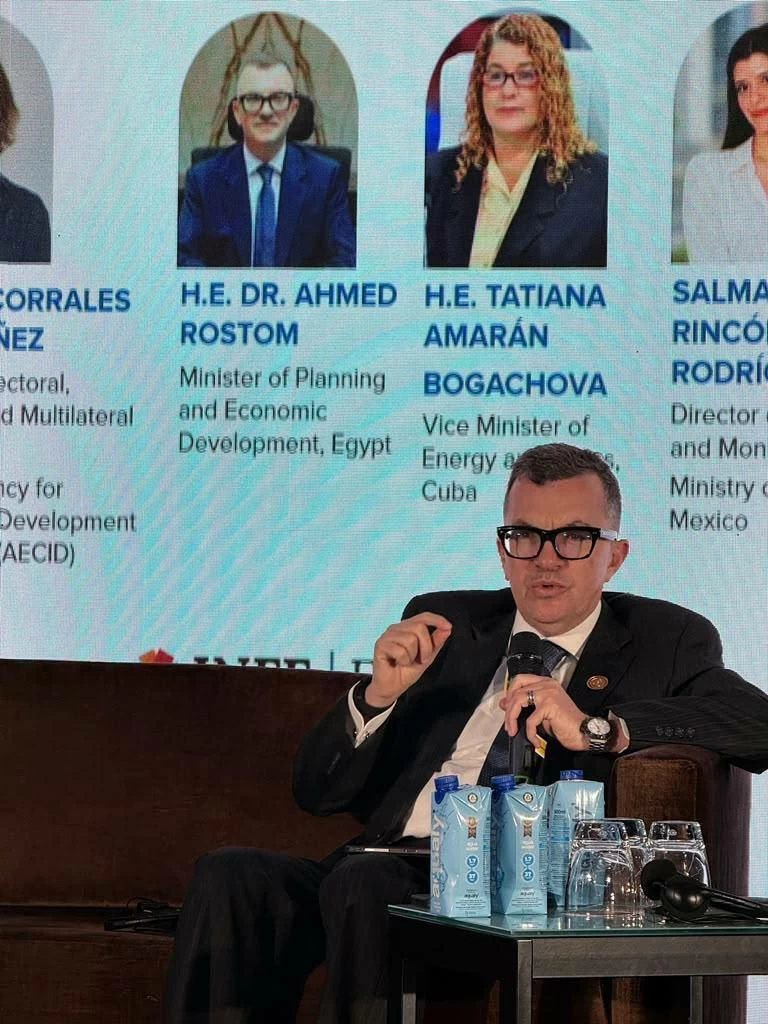 «التخطيط» تطرح رؤية مصر لجذب الاستثمارات وتعزيز الشراكات التنموية