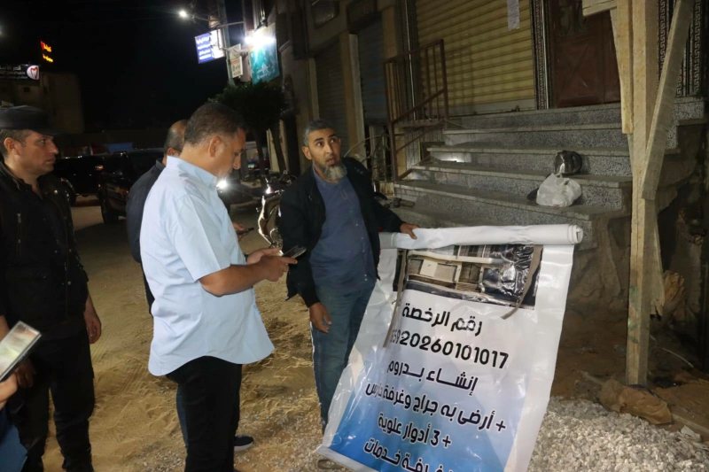 محافظ القليوبية: تحرير محاضر لـ3 مقاهي متعدية وفحص تراخيص بناء في قليوب