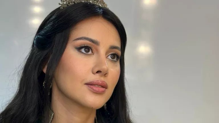 ياسمين رئيس: "أمي وقفت على الحدود وكانت بتحمينا زي الأسد"