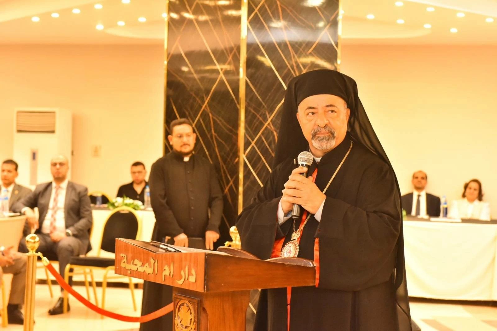محافظ أسيوط يشارك في «لقاء المحبة» لاستقبال بطريرك الأقباط الكاثوليك
