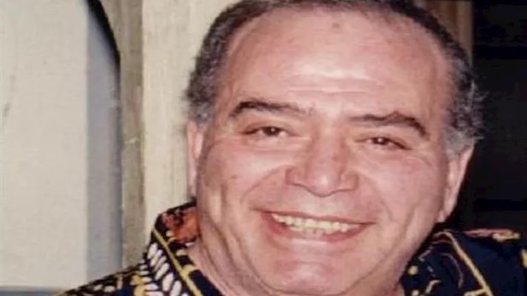 حسين كمال يكشف كواليس مشهد شهير للعندليب: "كان هيغمى عليا لما شفت الجرح"