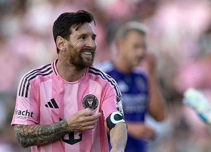 ميسي يثأر من لاعب استفزه بطريقة غير متوقعة