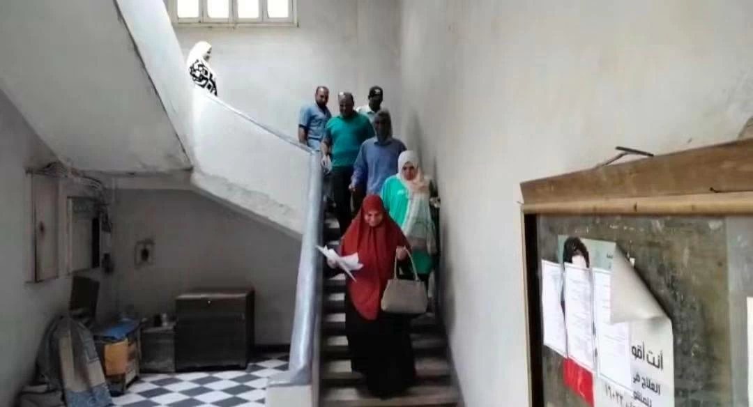 جاهزية تامة للأزمات.. تجربة إخلاء ناجحة للعاملين بمديرية الطرق والنقل بالقليوبية