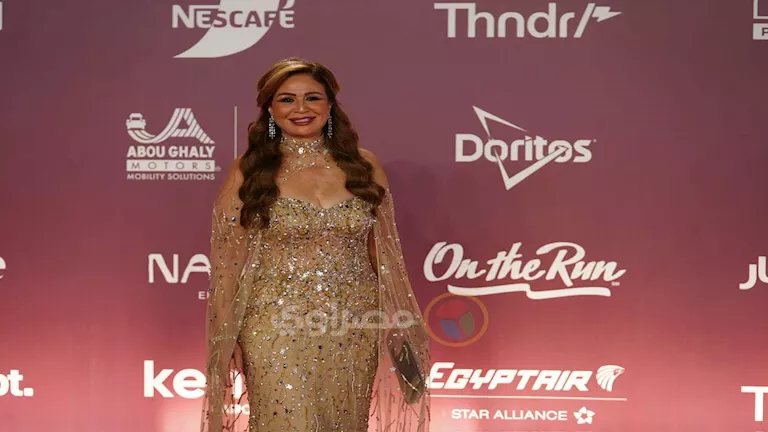 إلهام شاهين من مهرجان الجونة: "هز وسط البلد" من أصعب أدواري