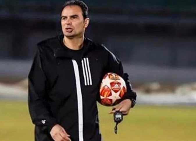 عبدالحميد بسيوني: طريقة لعب معتمد جمال في القمة لم تكن مناسبة للزمالك