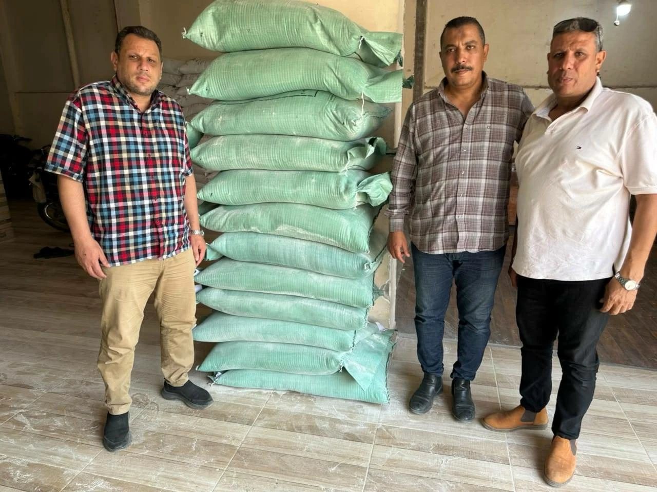ضبط دقيق مدعم ومبيدات حشرية مجهولة المصدر في حملات رقابية بالشرقية
