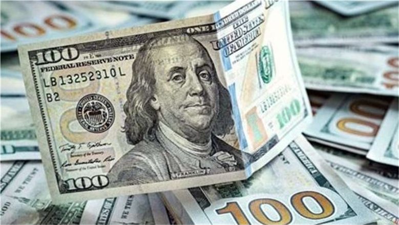 الأخضر بكام؟.. سعر الدولار اليوم مقابل الجنيه في البنوك المصرية «تحديث مباشر»