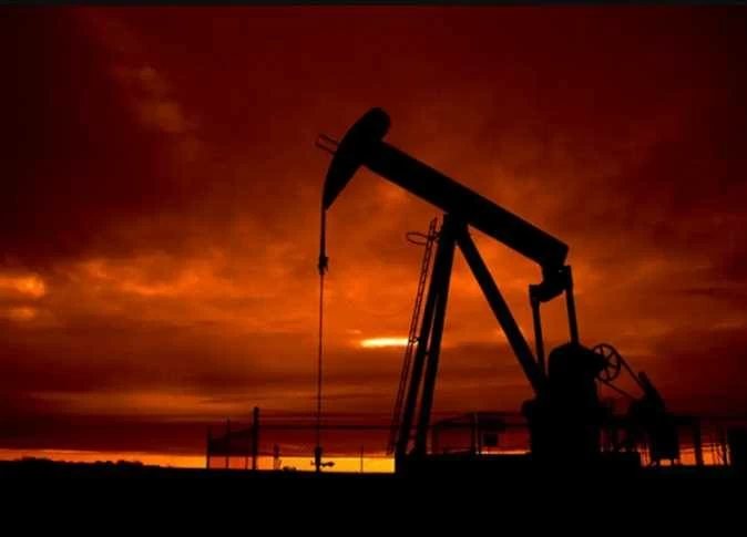 قفزة بنسبة 8% للخام الأمريكي.. أزمة النفط تطفو على السطح من جديد