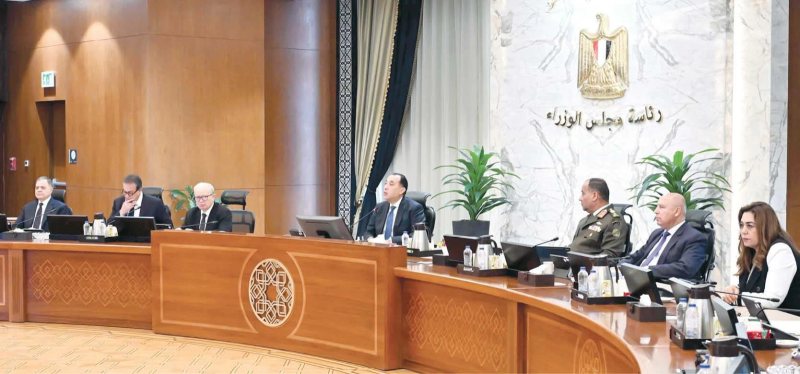 «إعلام الوزراء»: مؤشرات إيجابية تعزز مرونة الاقتصاد وتدعم استقرار التصنيف الائتمانى