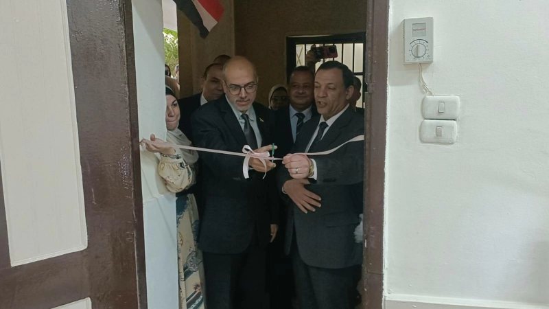 تعليم بني سويف تطلق حملة لتوعية الطالبات بأهمية العصا البيضاء وحقوق المكفوفين