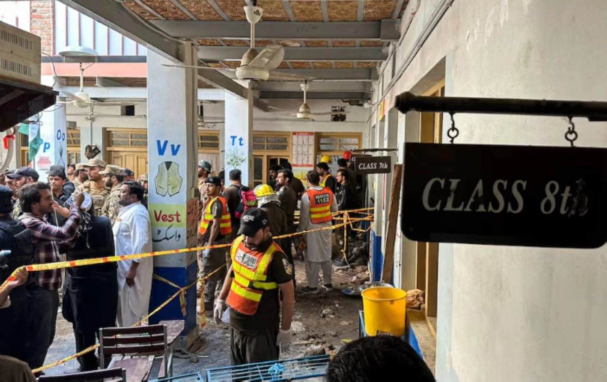 مأساة فى باكستان.. مصرع 28 طالبًا ومعلمًا فى انهيار مدرسة