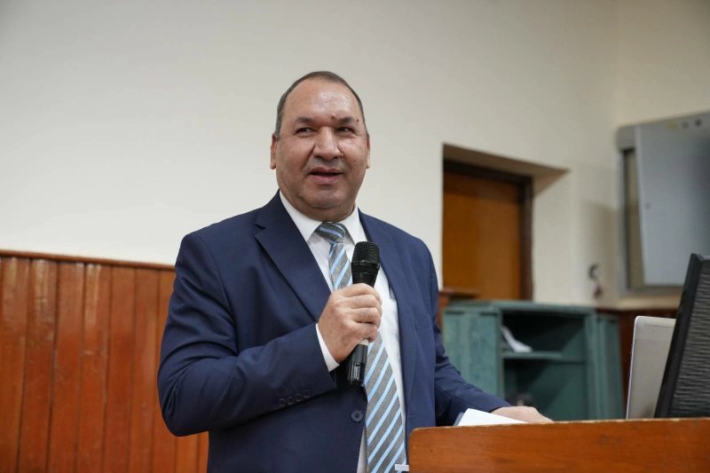 مؤتمر لشباب الباحثين في العلوم الأساسية والتطبيقية بجامعة أسيوط