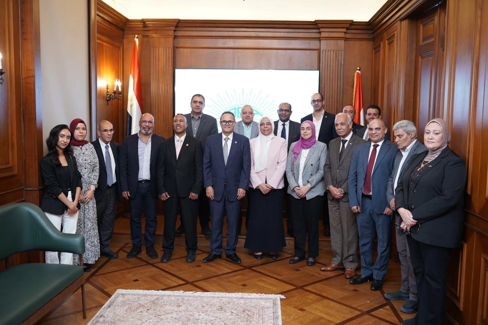 «الاستثمار» تدرس إبرام اتفاقيات تجارية مع كل من فيتنام وإندونيسيا