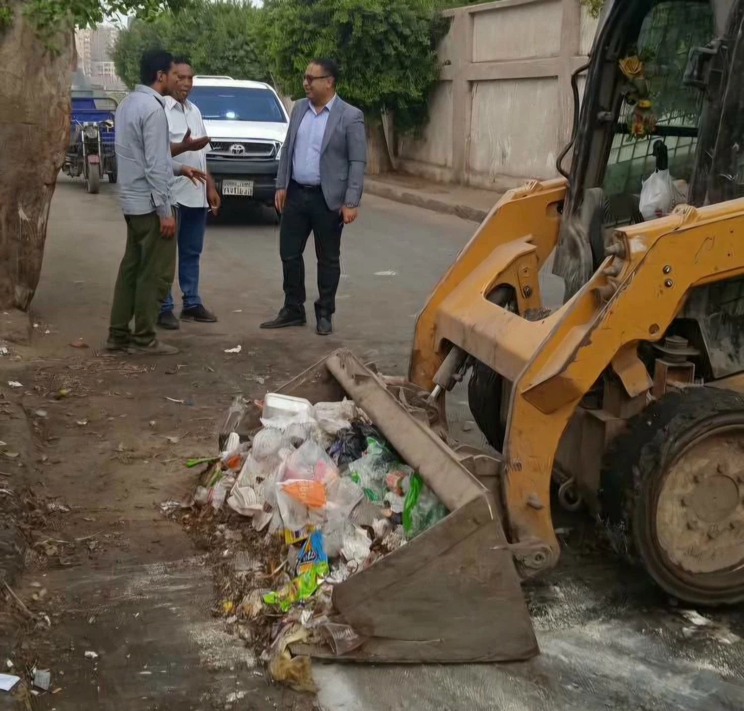 رفع 15 طن مخلفات ببنها في القليوبية