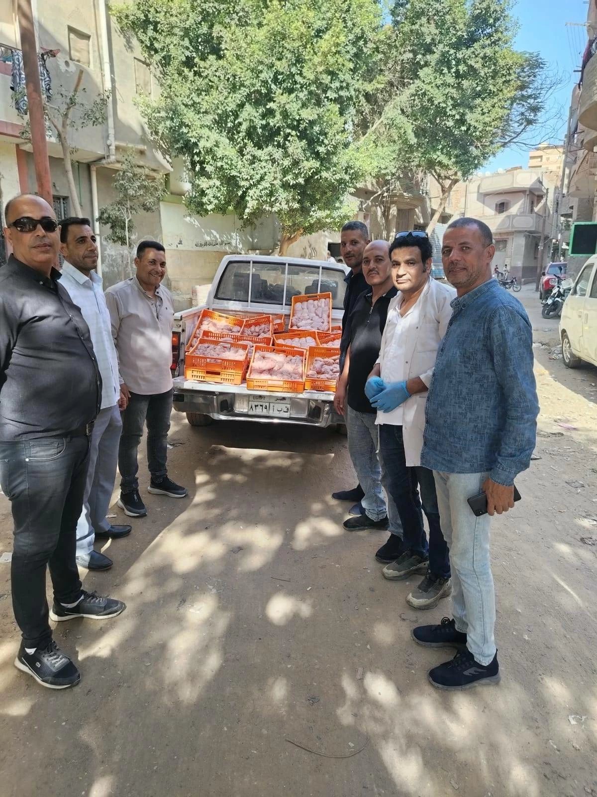 ضبط 4320 عبوة مشروب مجهول المصدر و650 كيلو دقيق مدعم قبل بيعها بالسوق السوداء في الفيوم