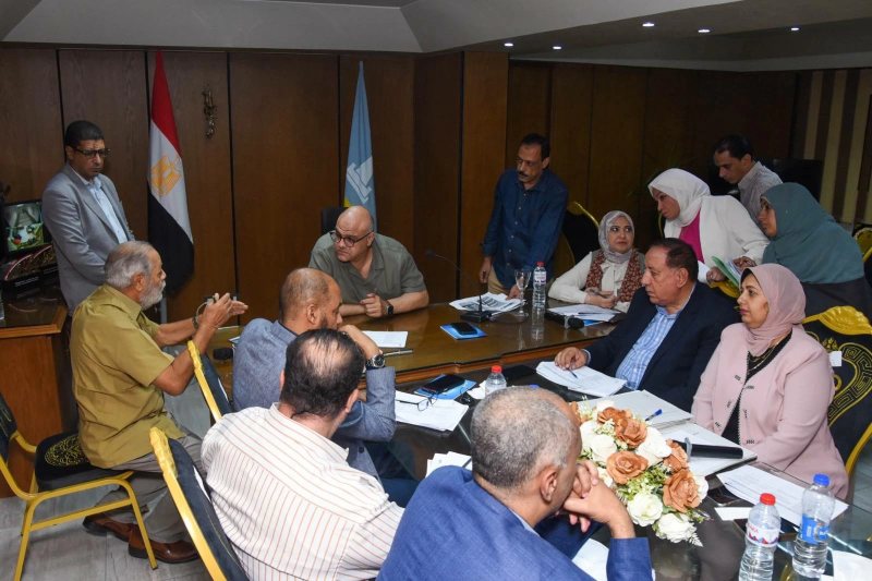 توجيهات بتوفير فرص عمل ومصادر دخل ثابت لـ15 حالة من ذوي الهمم والأولى بالرعاية في الإسكندرية